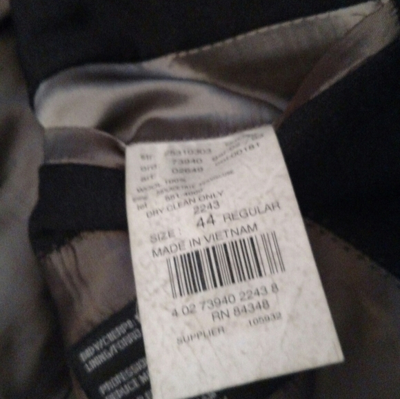 Men's suit - Picture 6 of 8